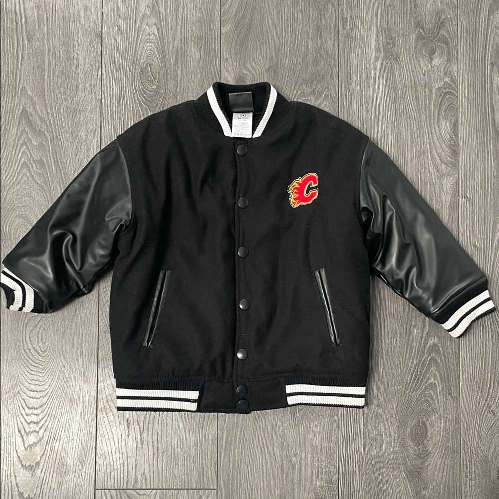 Calgary flames Black Varsity hockey Jacket size 4